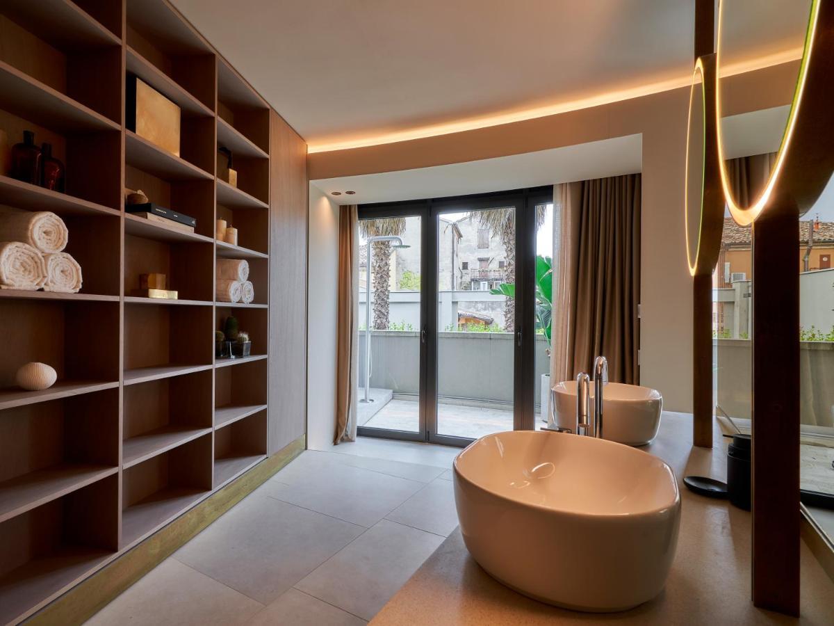 Le Residenze By Victoria Palace كاتوليكا المظهر الخارجي الصورة